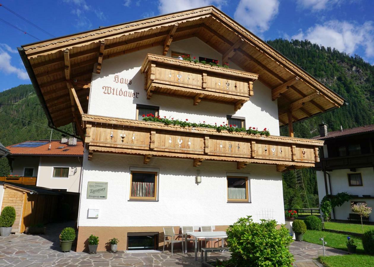 Hotel Haus Wildauer Mayrhofen Exterior foto